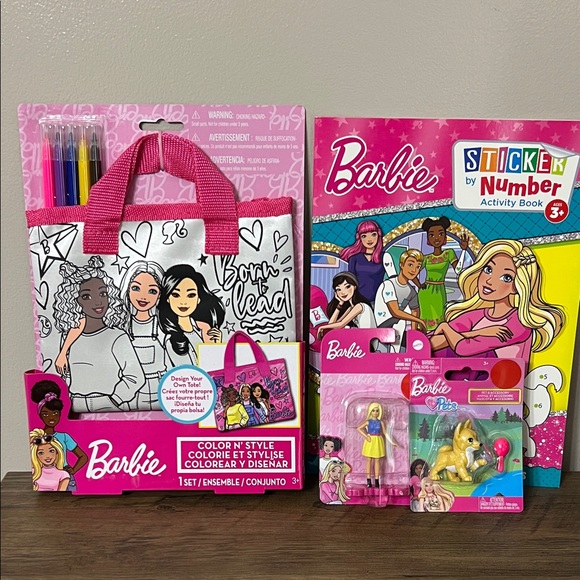 Barbie Creative Activity Set, Sticker Book & 2 Figurines - Picture 1 of 6